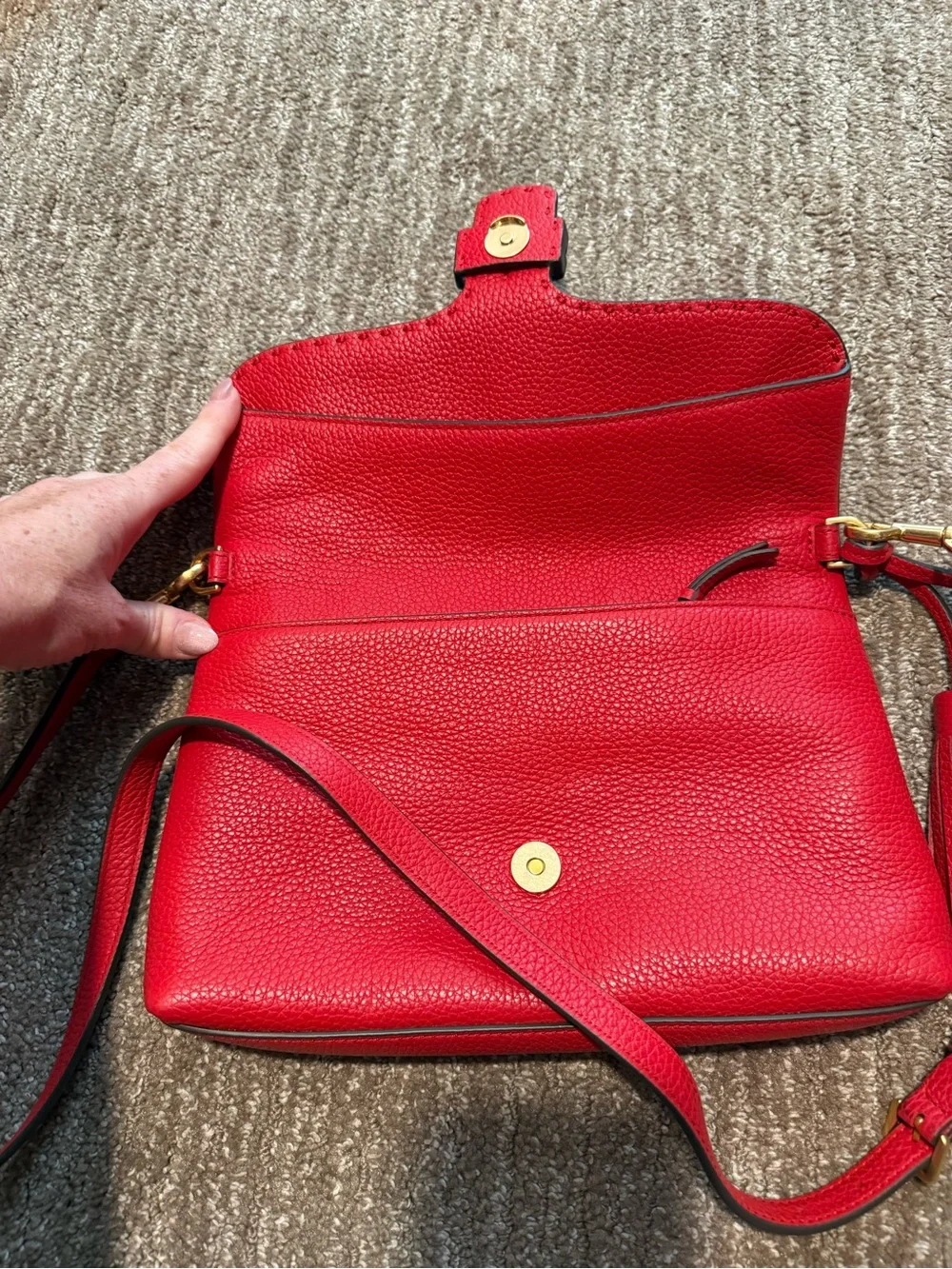 Tory Burch compact pebbled
